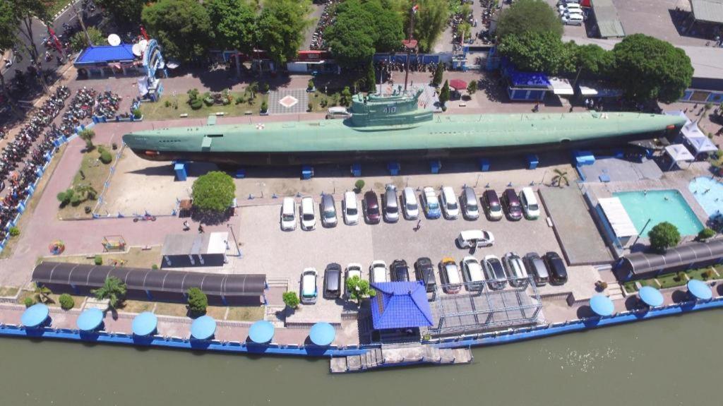Hotel Sulawesi Gorontalo Surabaya Exteriör bild