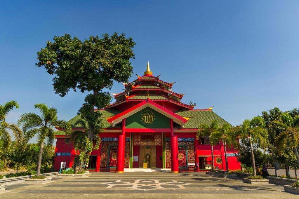 Hotel Sulawesi Gorontalo Surabaya Exteriör bild