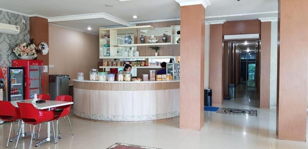 Hotel Sulawesi Gorontalo Surabaya Exteriör bild